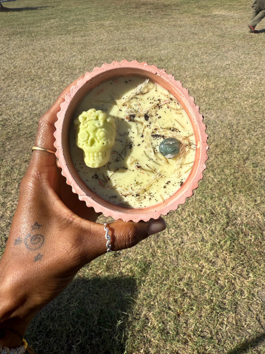 Soothe & Exfoliate Massage Candle (Halloween Edition)