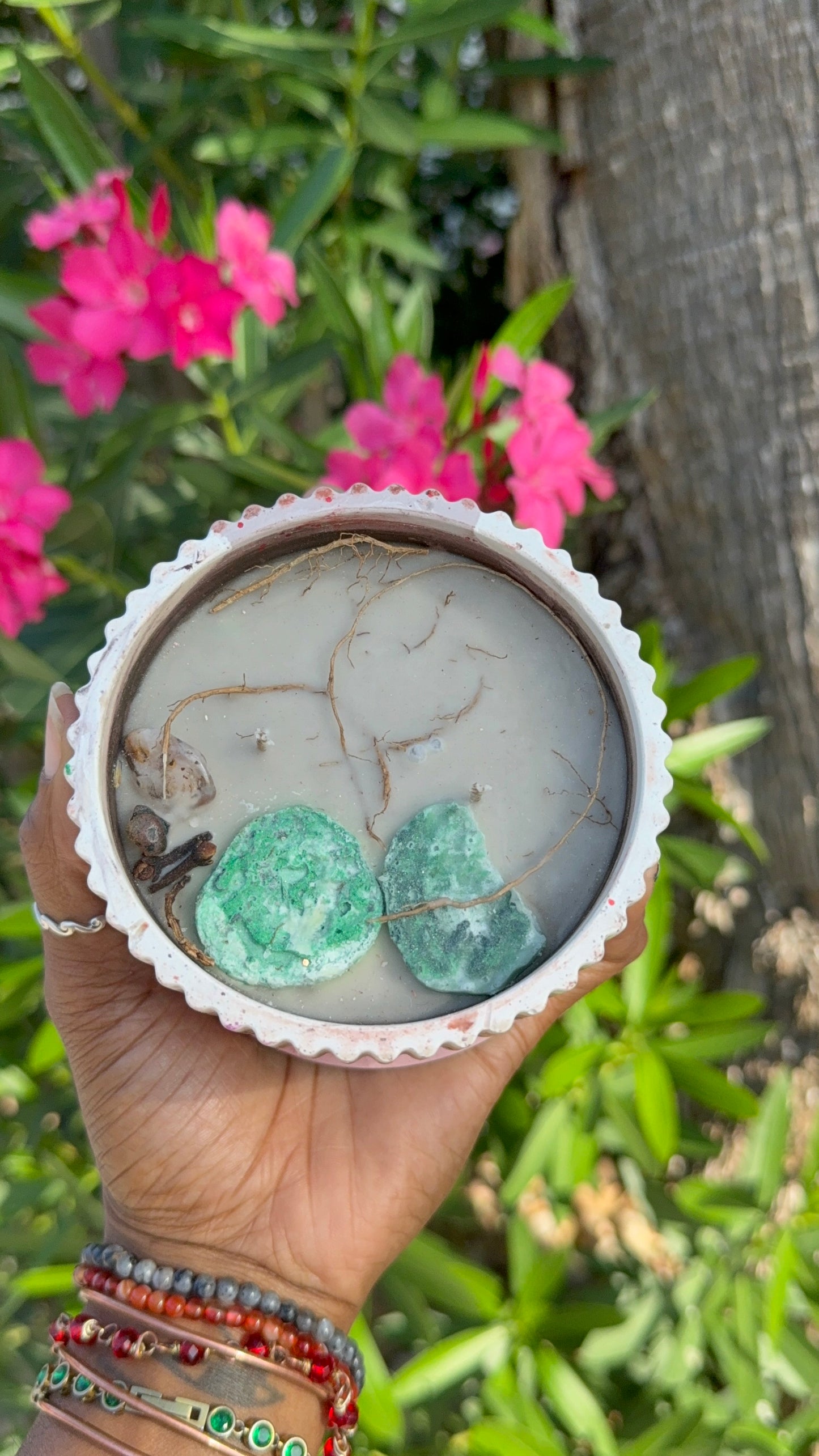 Root & Fire Color Changing Candle