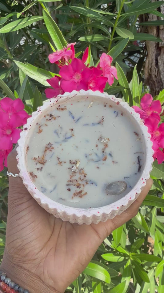 Deep Feels Color Changing Candle
